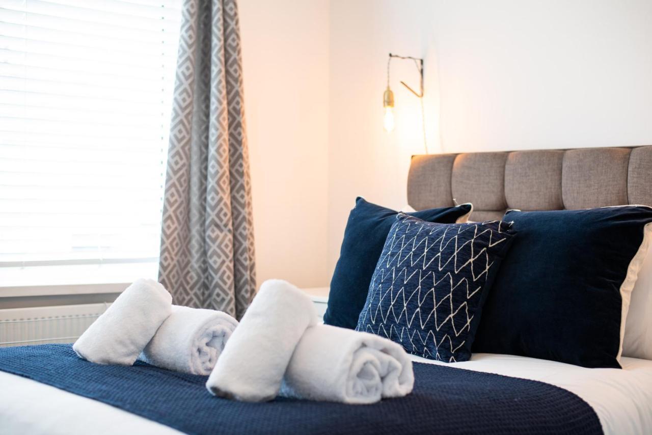 Off Road Parking, Garden, Smart Tv'S In All Rooms! Morriston Екстер'єр фото