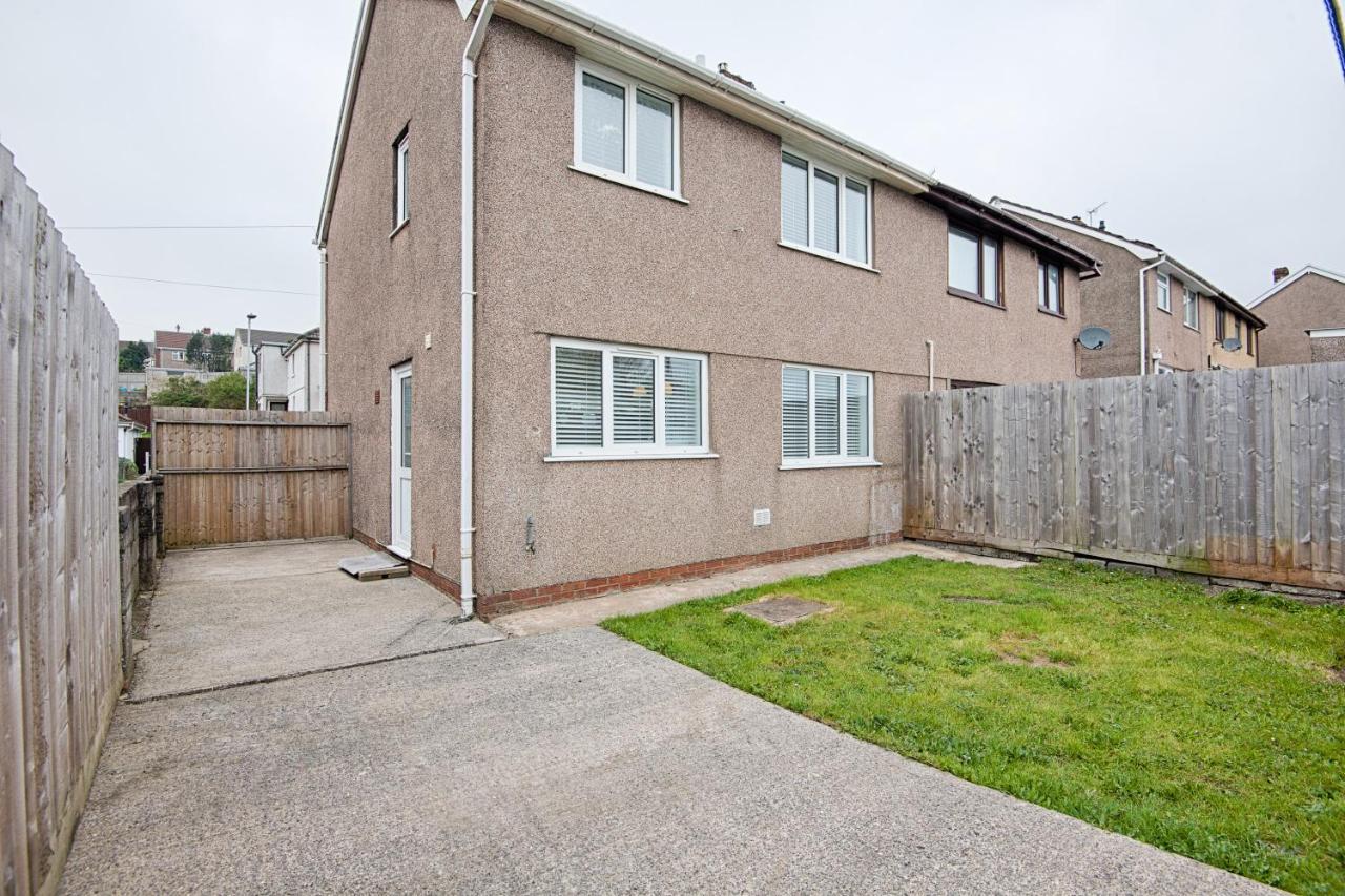 Off Road Parking, Garden, Smart Tv'S In All Rooms! Morriston Екстер'єр фото